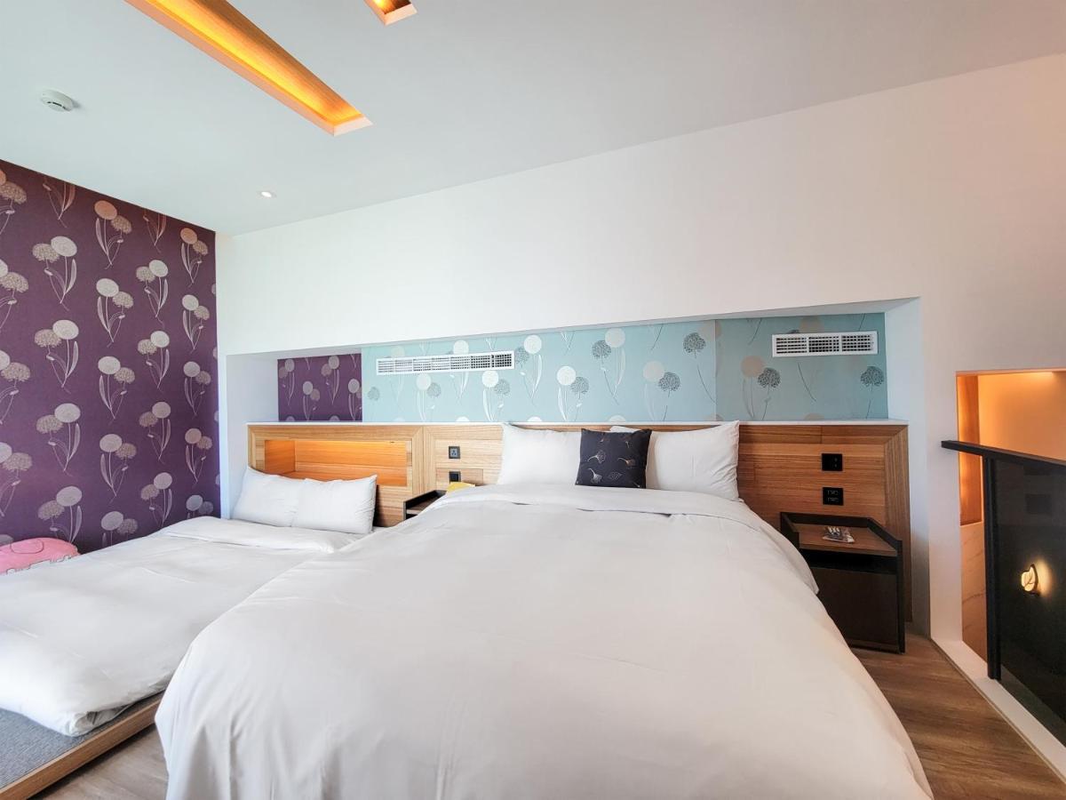 Check Inn Taichung Zhongshan מראה חיצוני תמונה