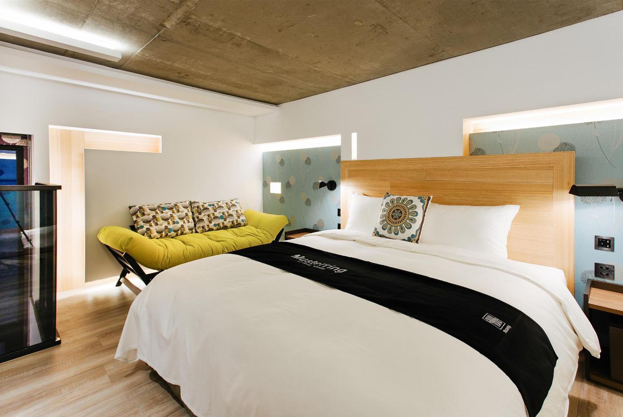 Check Inn Taichung Zhongshan מראה חיצוני תמונה