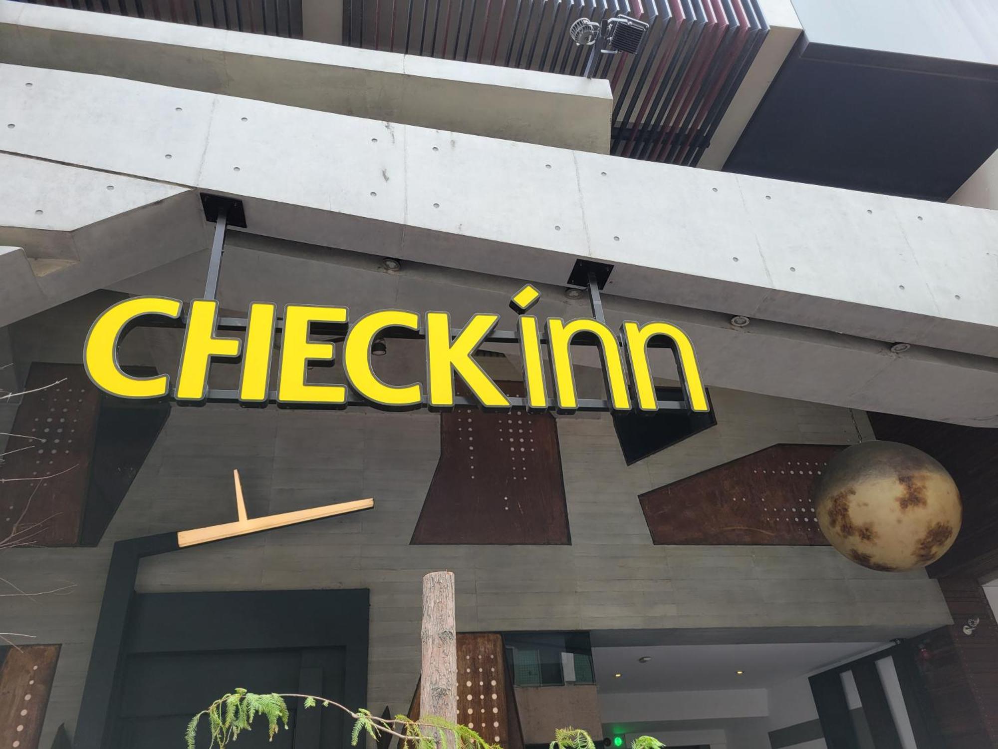 Check Inn Taichung Zhongshan מראה חיצוני תמונה