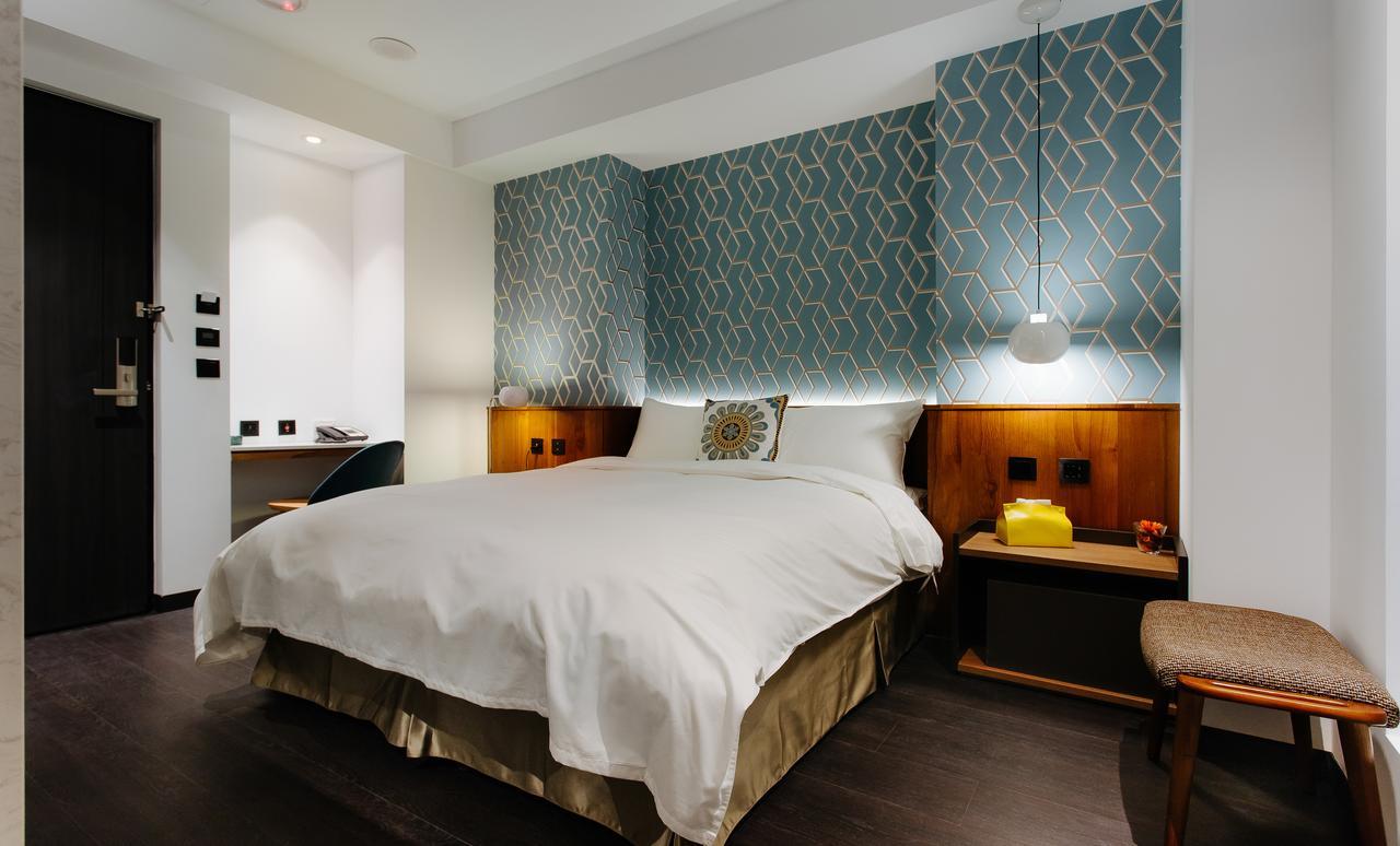 Check Inn Taichung Zhongshan מראה חיצוני תמונה